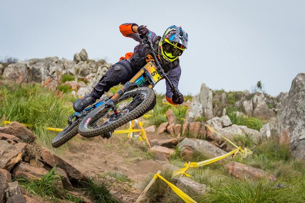 Comment gérer les remplacements dans un effectif de basket ?